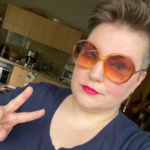 Meet your Posher, Beth